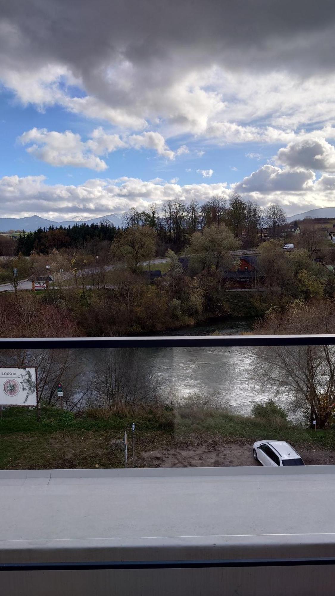 Apartman Nad Riekou Besenova Exterior photo